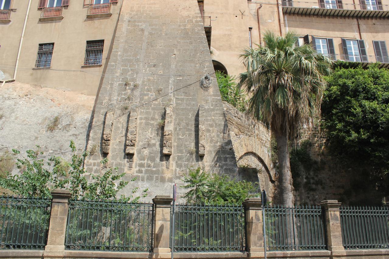 B&B "Al Bastione Normanno Palermo Zewnętrze zdjęcie